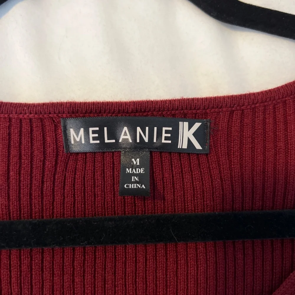 Top - Picture 4 of 5